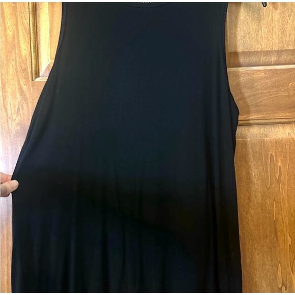 Bundle of 5 Graphic & Yoga tanks- Sz L & M - Picture 4 of 8